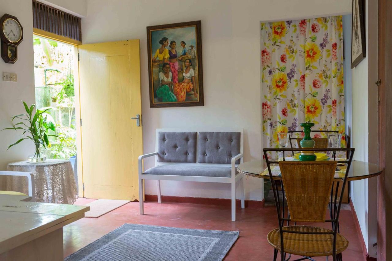 Idor Holidays Sri Jayewardenepura Kotte Exteriör bild